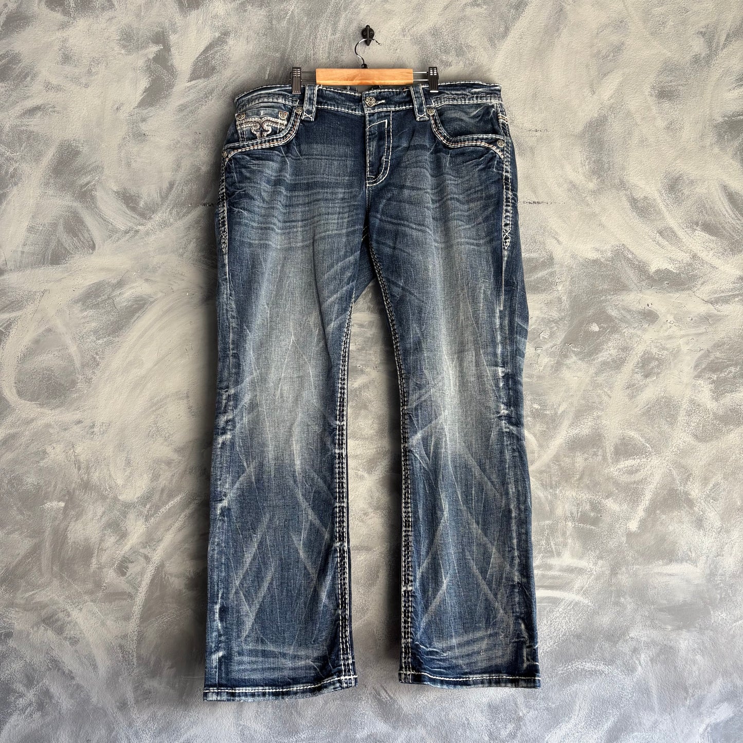 Pantalón Rock Revival Para Hombre Talla 38x30 Color Azul de Mezclilla Diseño Bordado