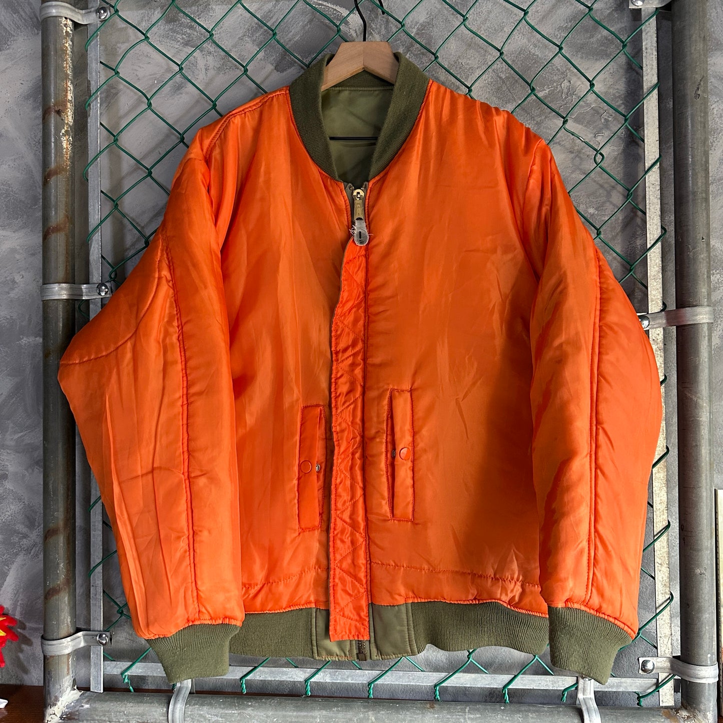 Chamarra Vintage Bomber De Hombre Talla S Queda a L Color Verde Naranaja Doble Vista Aviador