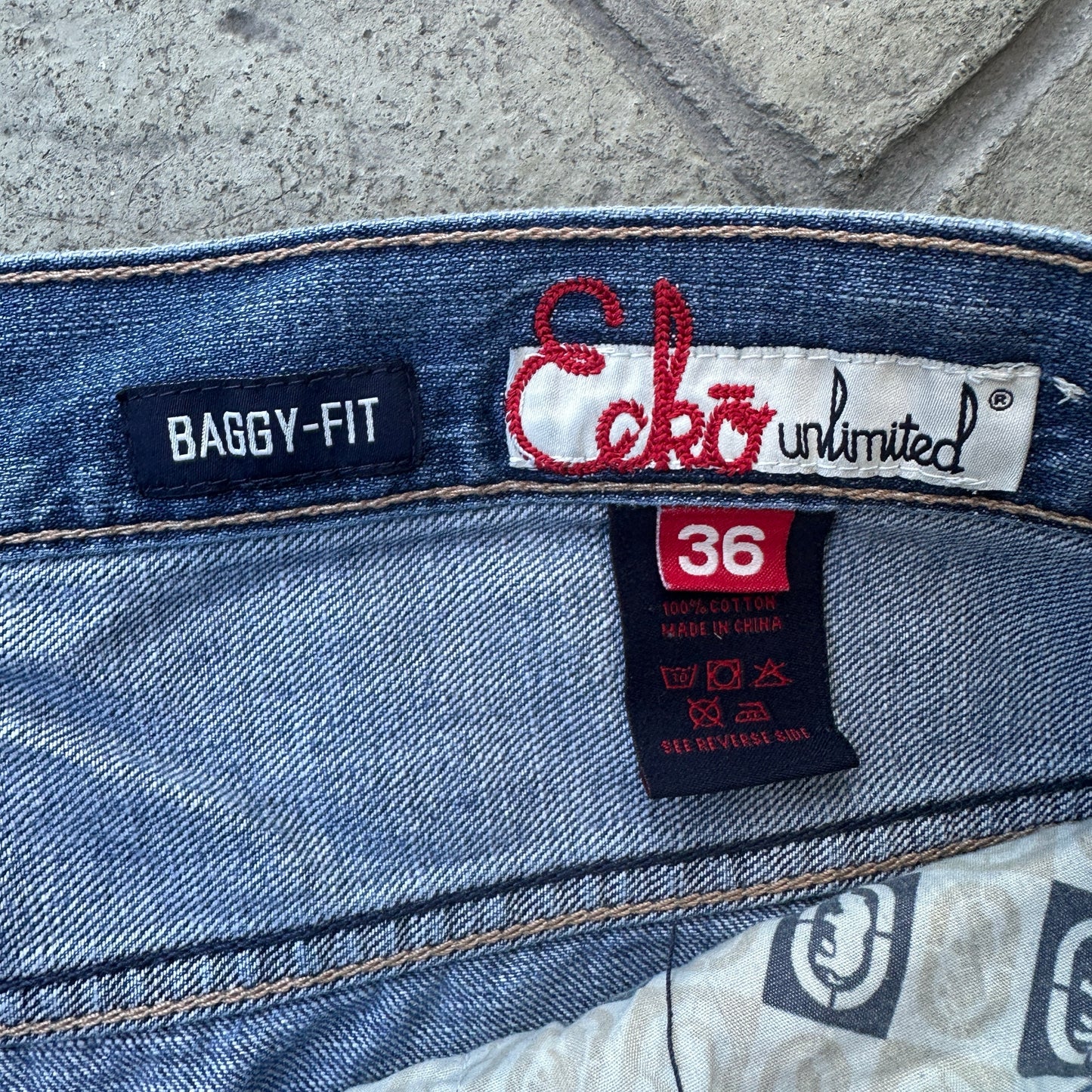 Short o Jorts Vintage Ecko Unltd De Hombre Talla 36 Color Azul Corte Baggy Y2K