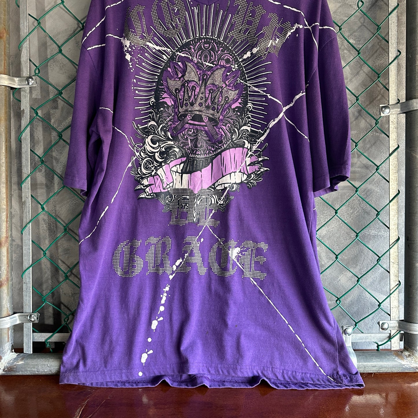 Camisa Y2K De hombre Talla 2XL Color Morado Big Print Brillos Y Pedreria