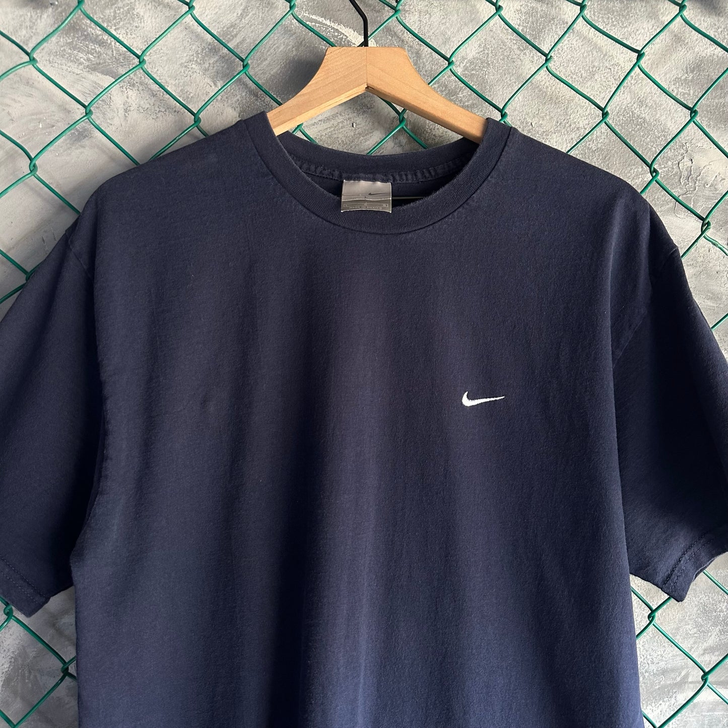 Camisa Vintage Nike De Hombre Talla L Color Azul Desvanecido 2000s Minimalista Basica Deportiva