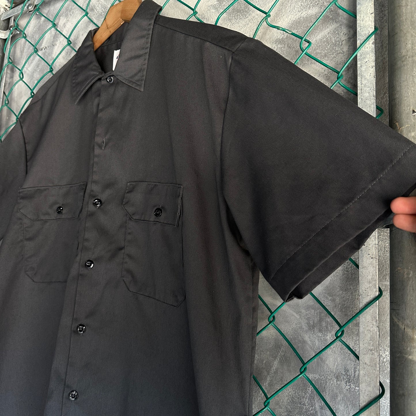 Camisa De Botones Dickies De Hombre Talla L Color Gris Manga Corta Mecanico Workwear Lisa