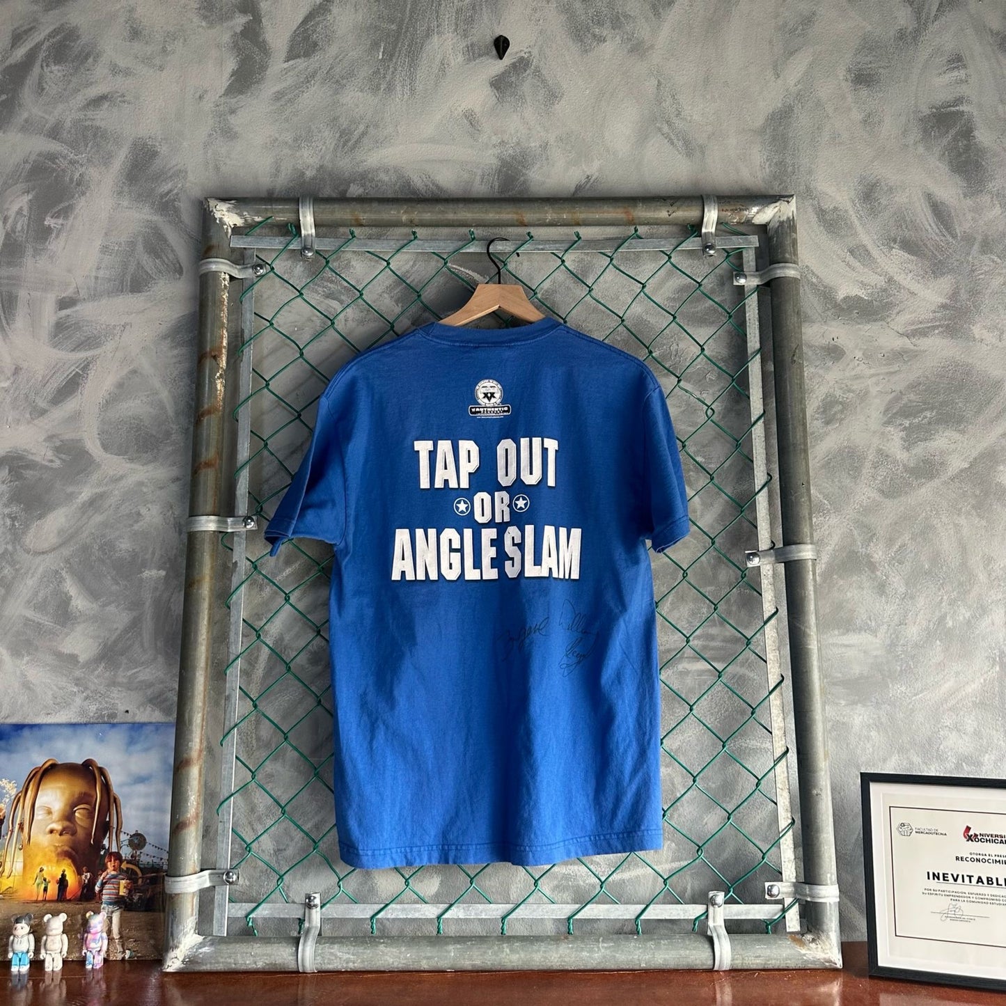 Camisa Vintage Autografiada De WWE De Hombre Talla L Color Azul Manga Corta