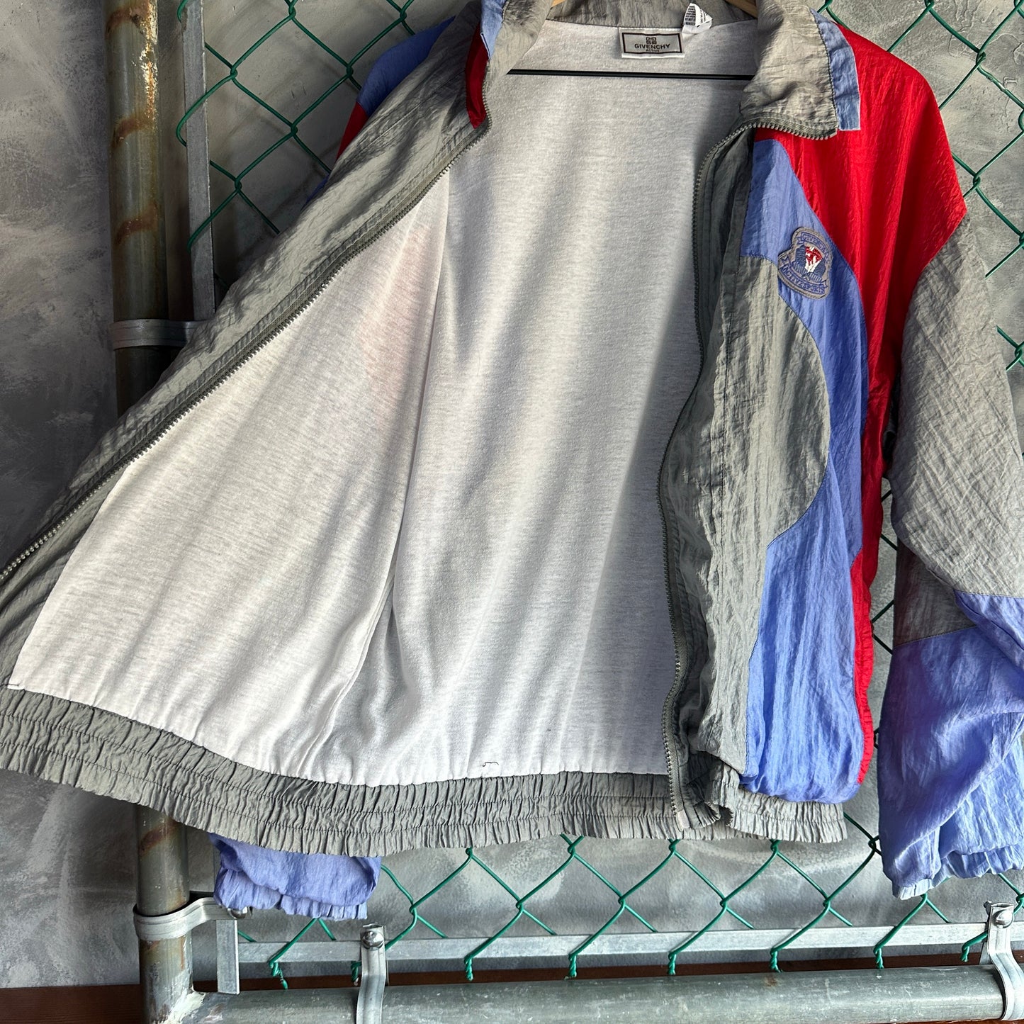 Chamarra Vintage Givenchy De Hombre Talla M Color Gris De Lujo