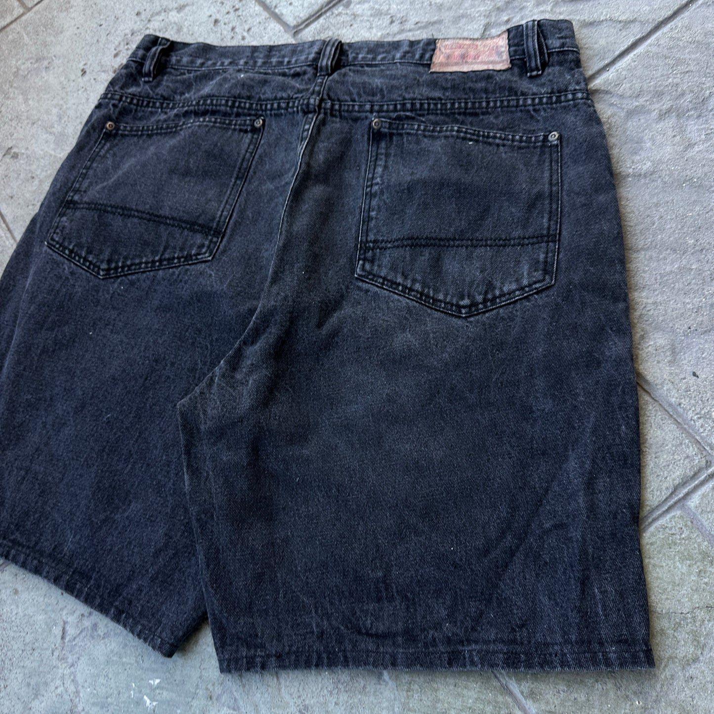 Short o Jort Vintage Ecko Unltd De Hombre Talla 38 Color Negro Desvanecido Estilo Baggy Y2K