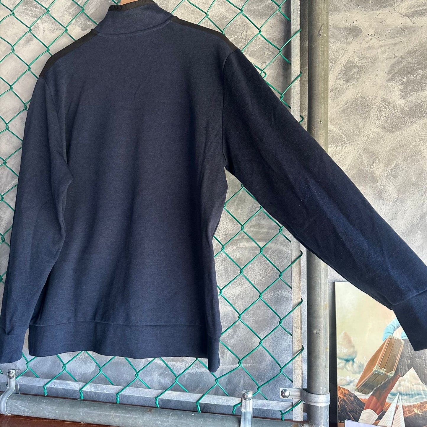 Suter Calvin Klein De Hombre Talla L Color Azul Marino Con Ziper Sin Gorro Deportivo