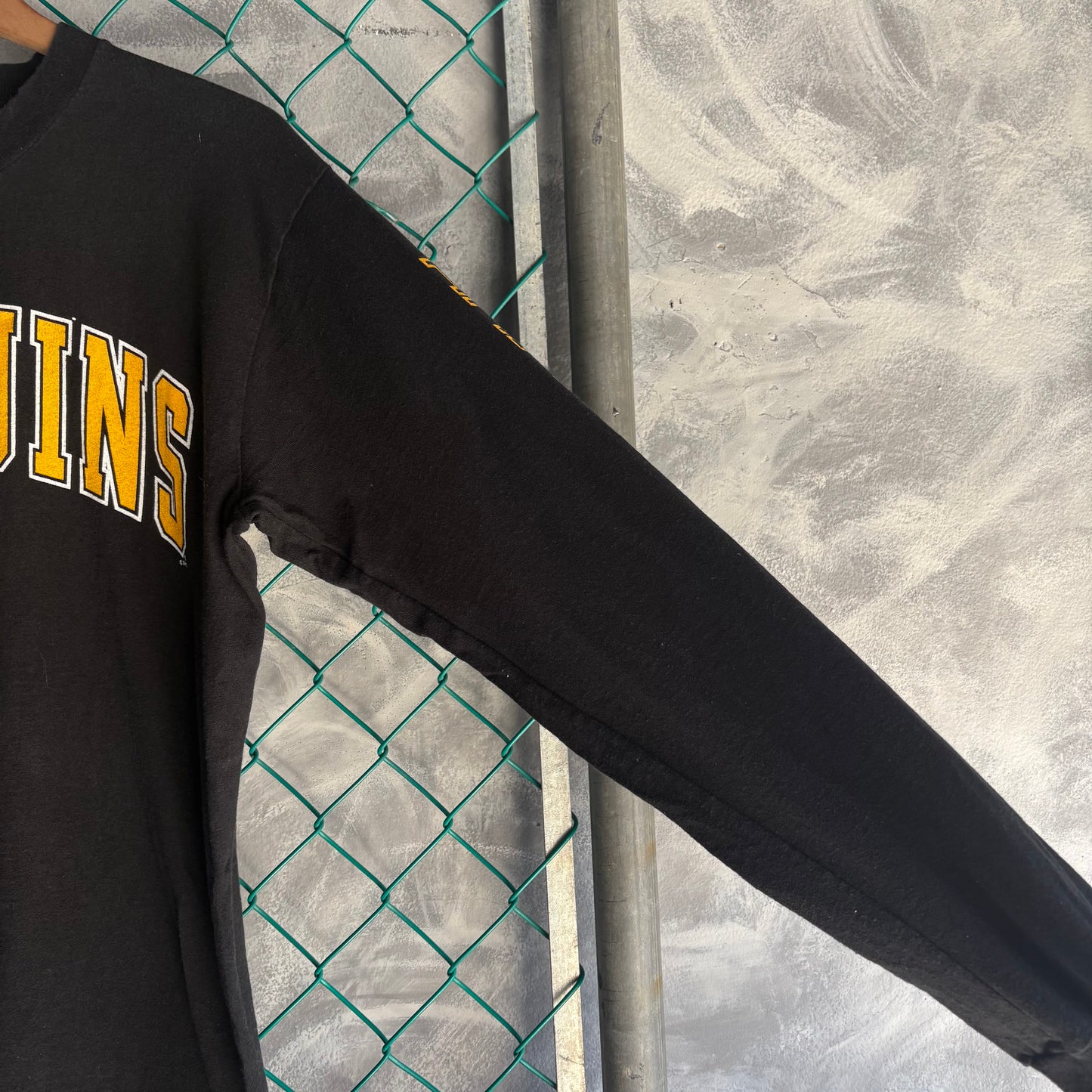 Playera Manga Larga Pro Player Para Hombre Talla L Color negro Penguins Pittsburgh