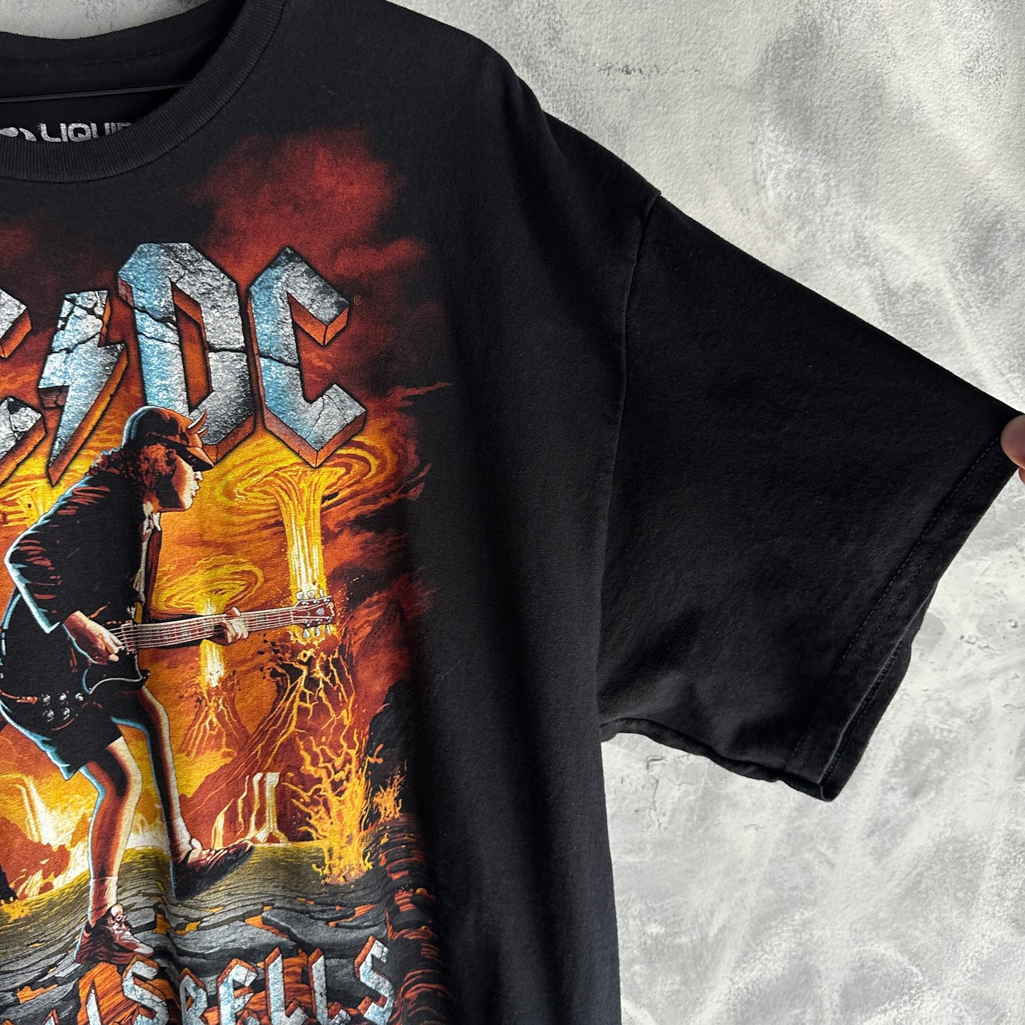 Playera Liquid Blue Para Hombre Talla 2XL Color Negro ACDC Hell Bells