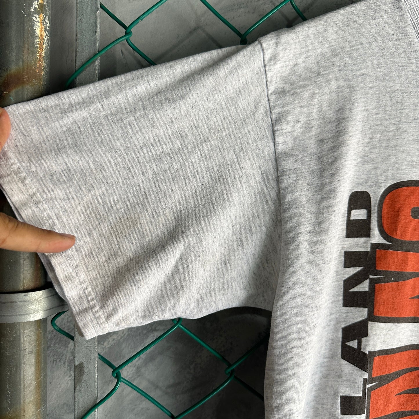 Camisa Vintage De Los Cleveland Browns De Hombre Talla L Color Gris Con Doble Grafico Nutmeg MIlls