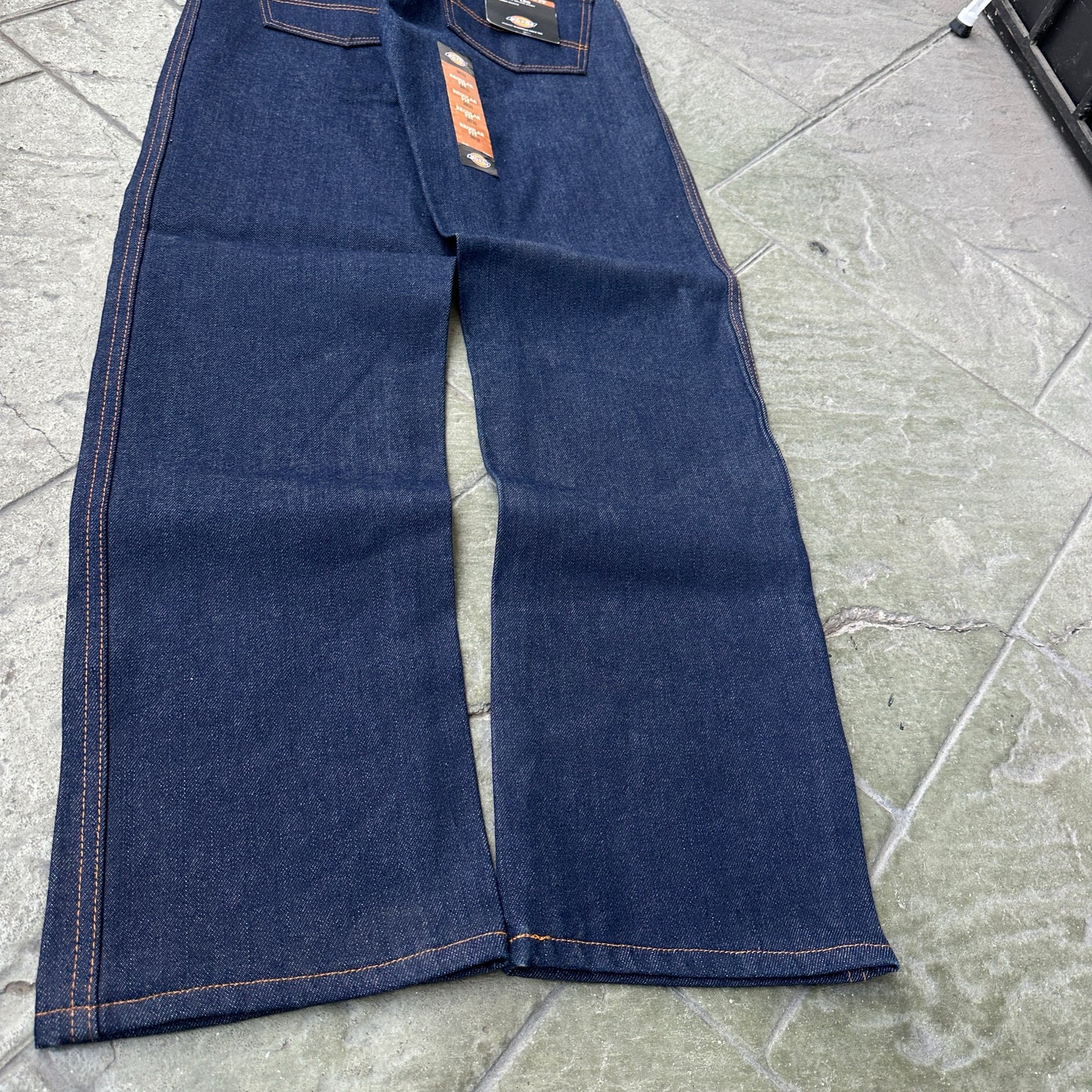 Pantalon Dickies De Hombre Talla 30x32 Color Azul Nuevo Con etiquetas Corte Regular o Recto