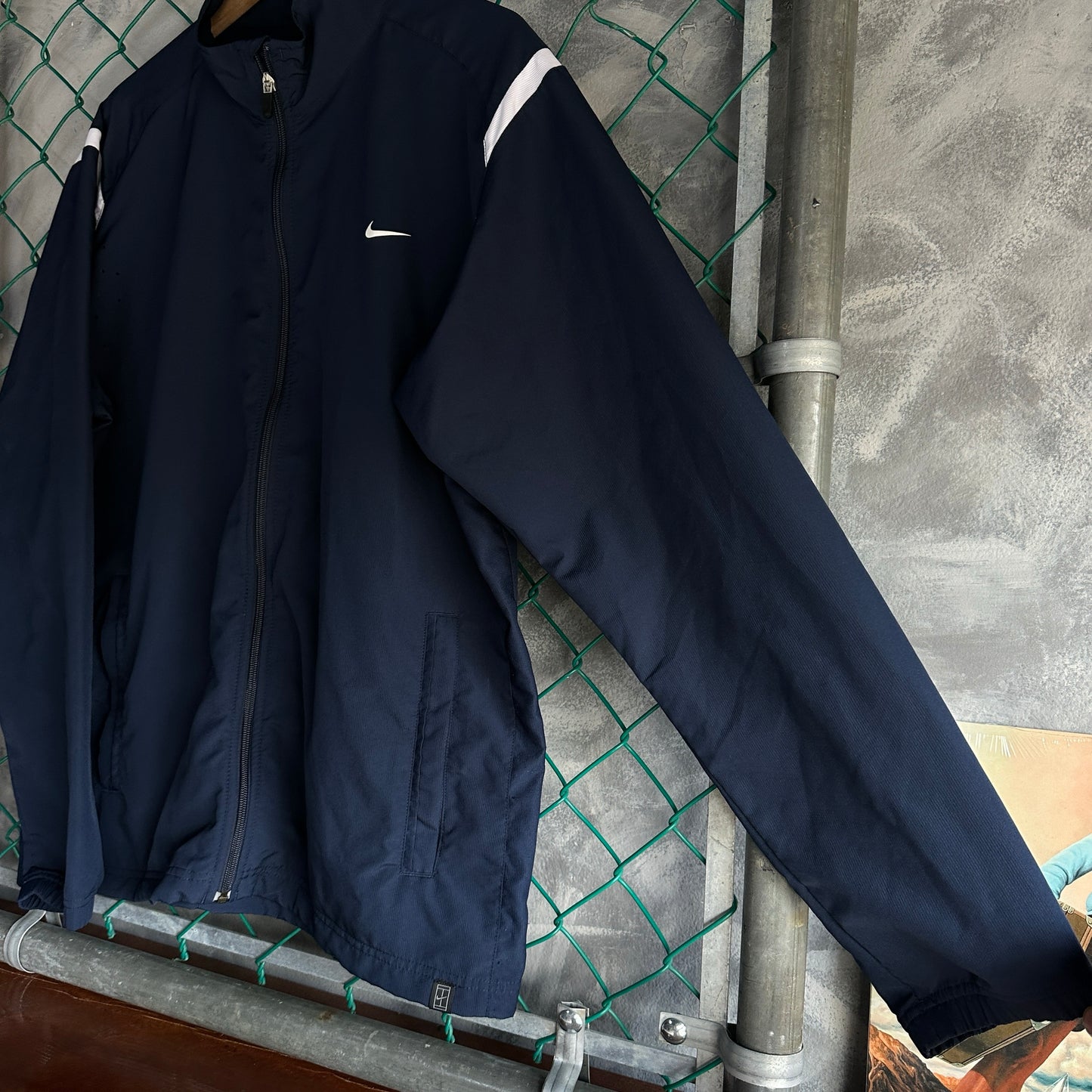 Chamarra Nike De Hombre Talla XL Color Azul Marino Dri Fit De Ziper