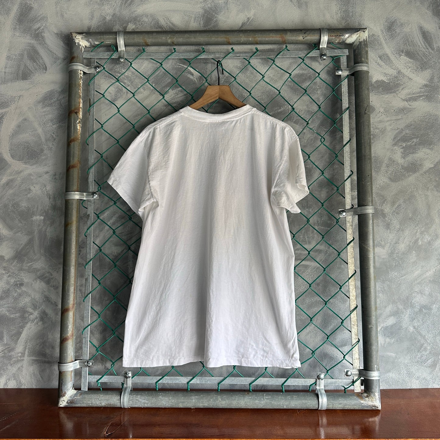 Camisa Vintage De Arte Abstracto De Hombre Talla Xl Color Blanco Corte Oversize Cuello Grueso