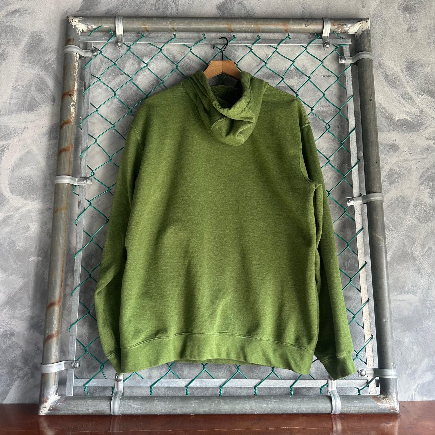 Hoodie Carhartt De Hombre Talla L Color Verde Loose Fit Con Print En Las Mangas