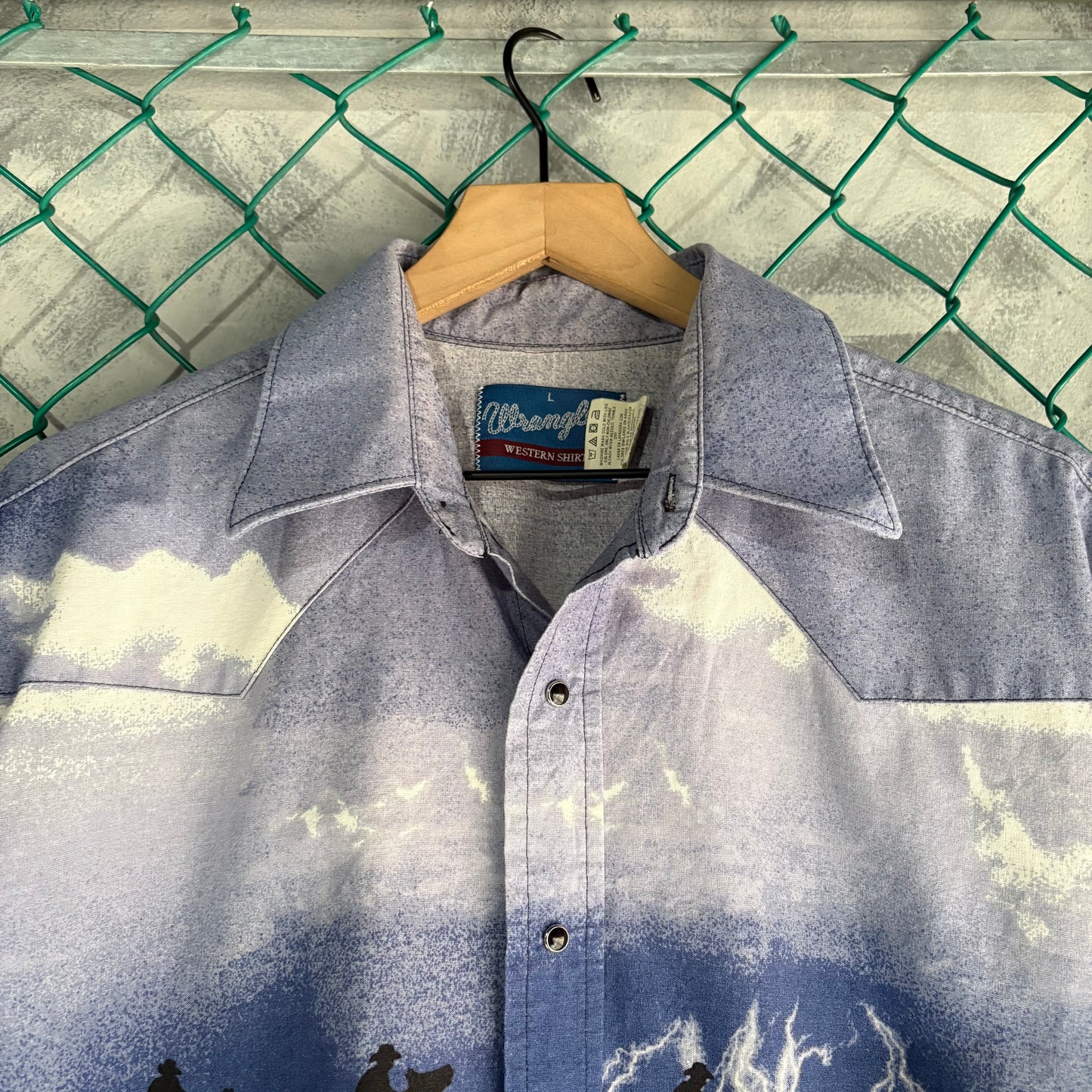 Camisa De Botones Wrangler Para Hombre Talla L Color Negro con Azul Western Shirts