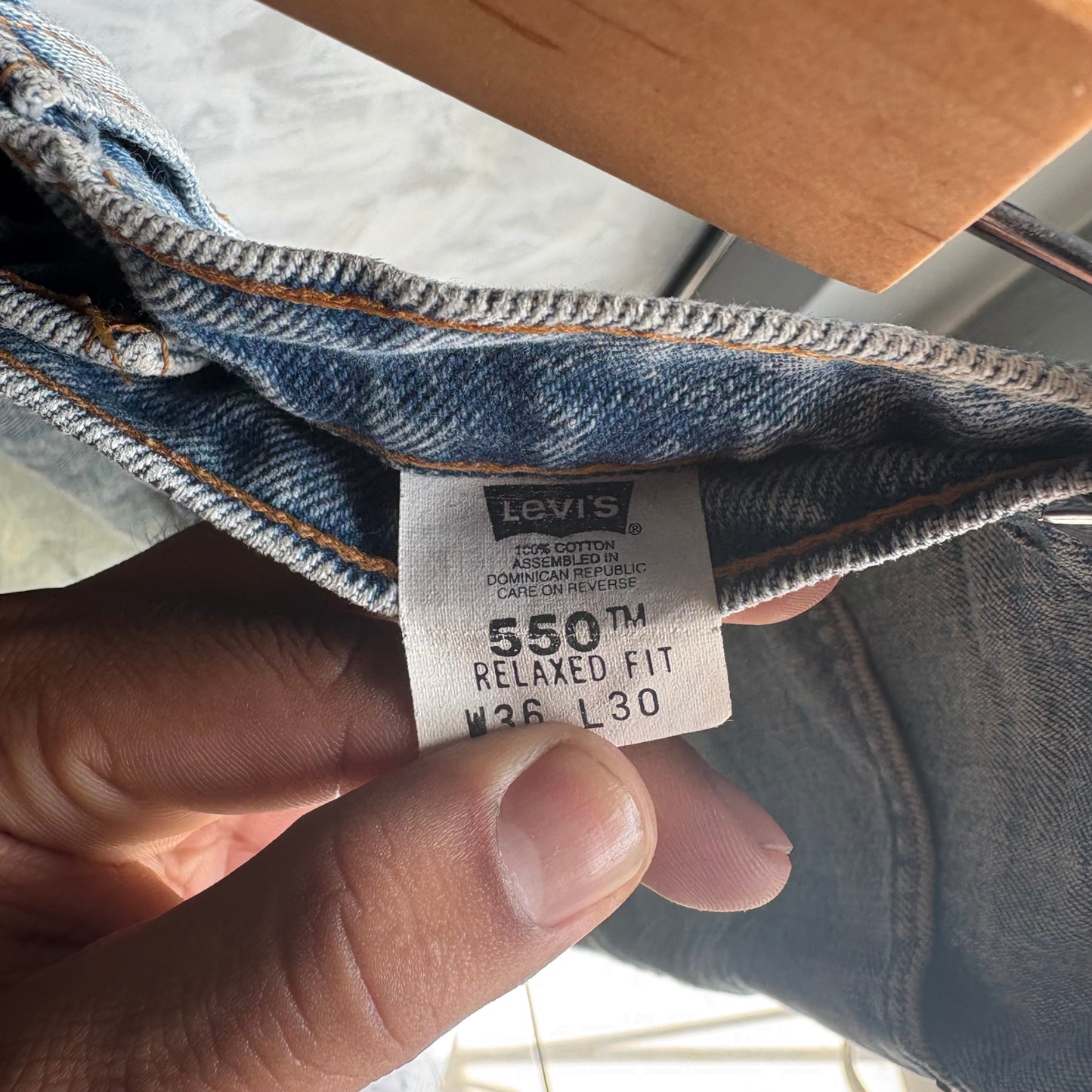 Pantalón Levi’s Para Hombre Talla 36x30 Mezclilla Color Azul Deslavado 550 Relaxed Fit