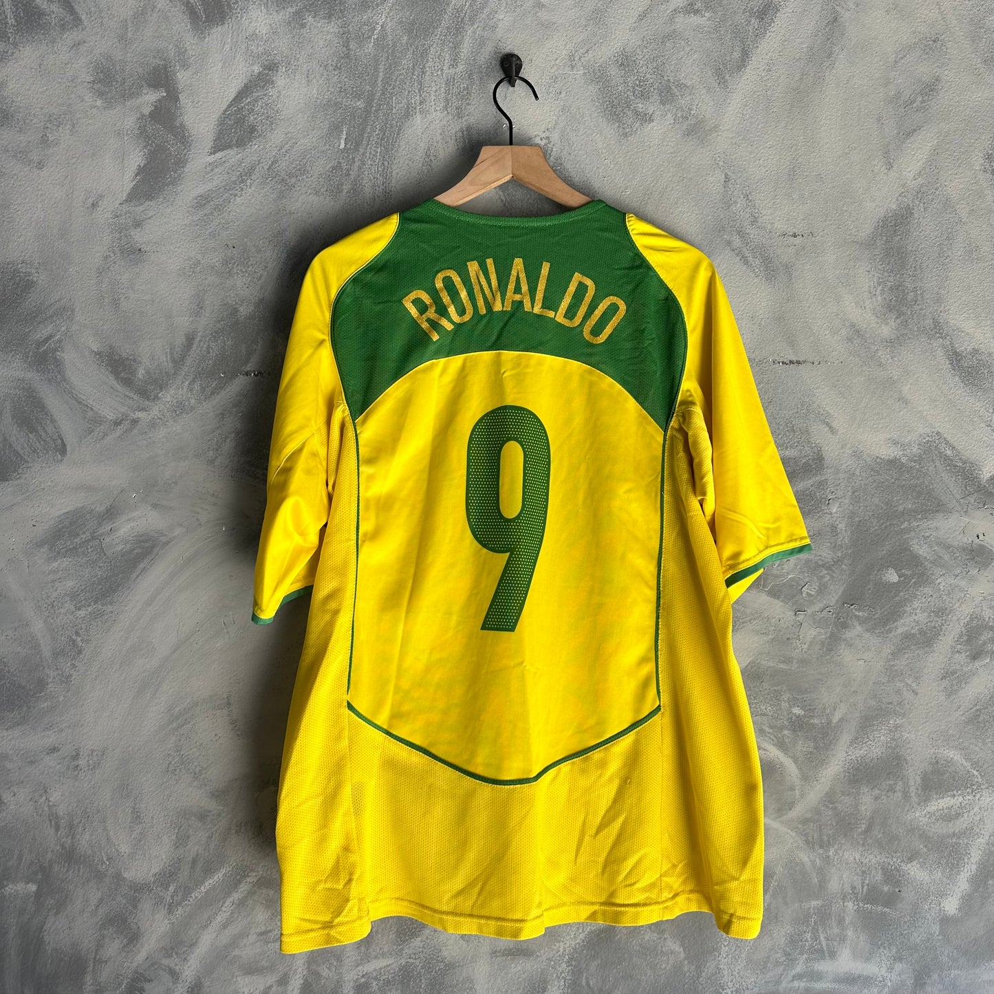 Jersey Vintage Nike para hombre, talla L color Amarillo Brasil 2006 Ronaldo Nazário