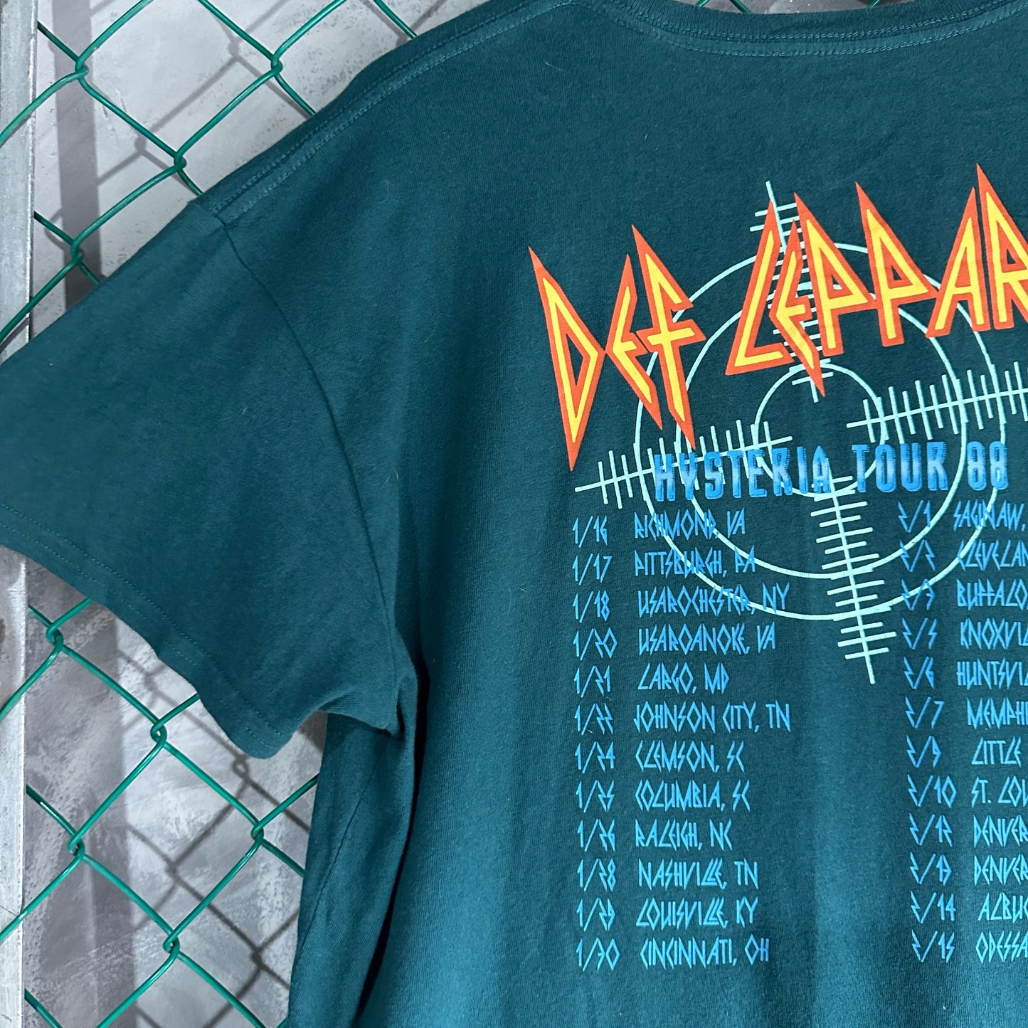 Camisa Def Leppard De Hombre Talla XL Color Verde Rock Britanico 80s