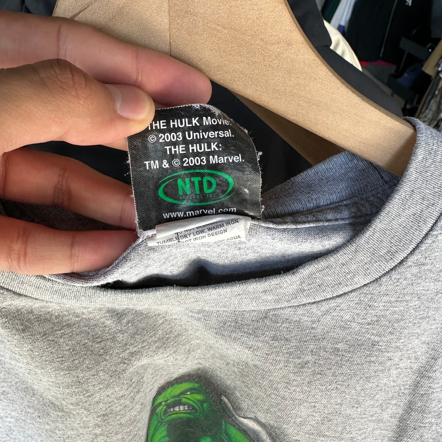 Playera de Hulk para hombre talla S color gris mercancíaoficial