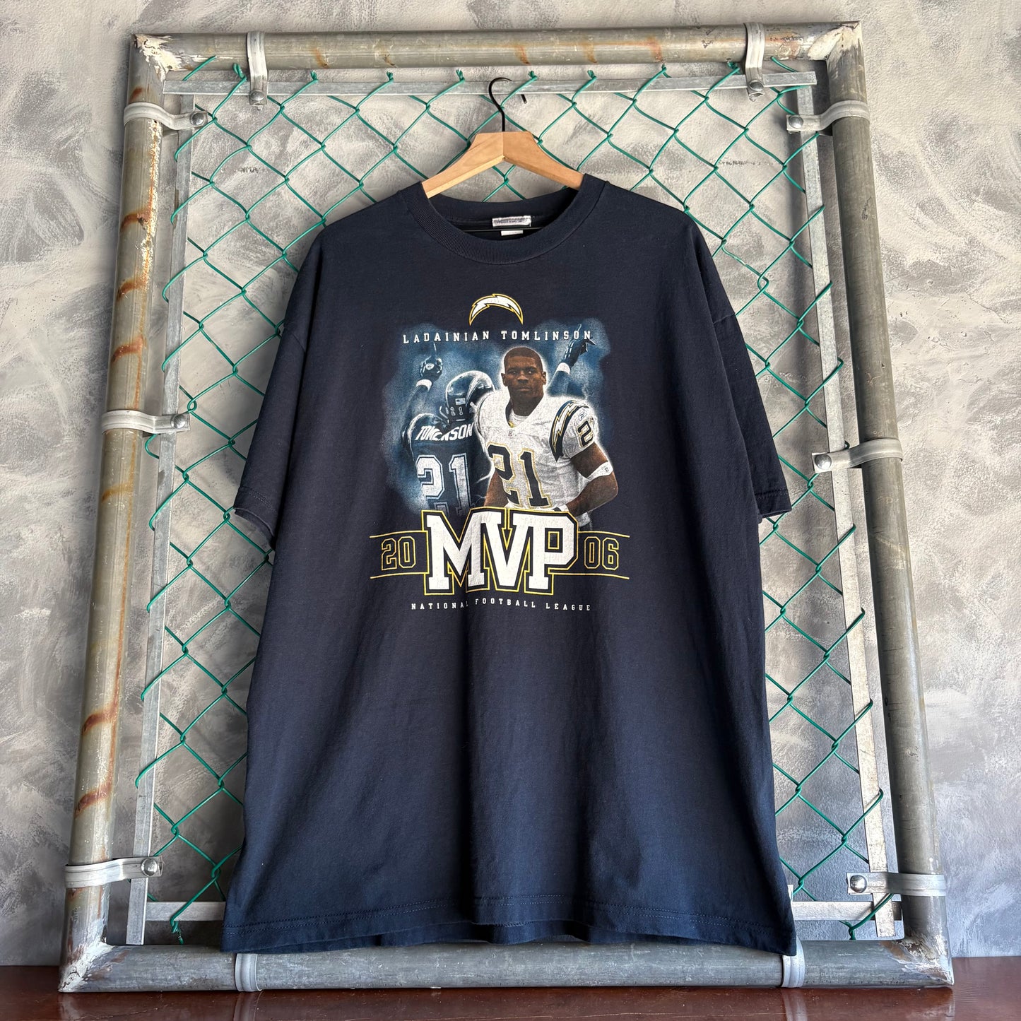Playera Reebook Para Hombre Talla XL Color Azul Marino Ladainian Tomlinson MVP Jugador de Chargers NFL