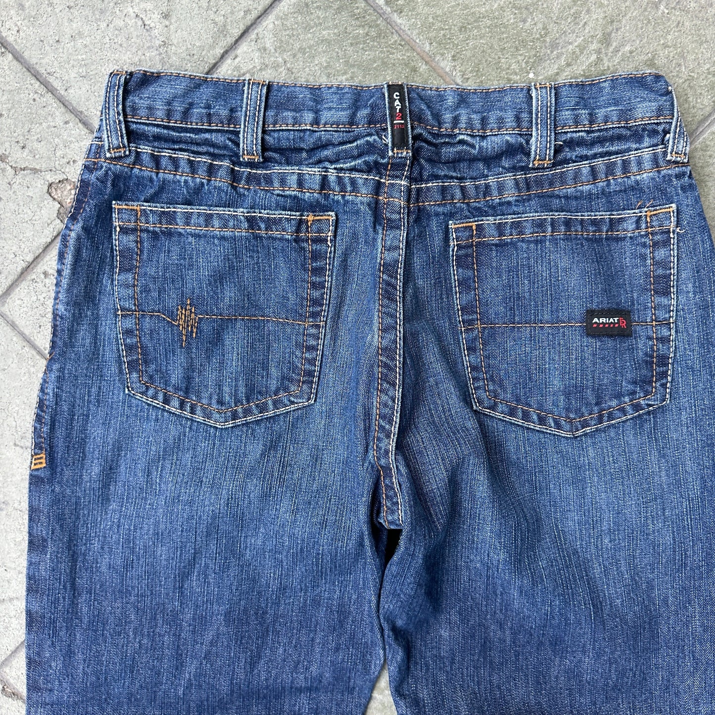 Pantalon Ariat De Hombre Talla 34x30 Color Azul Corte Recto Resistente Al Fuego Vaquero