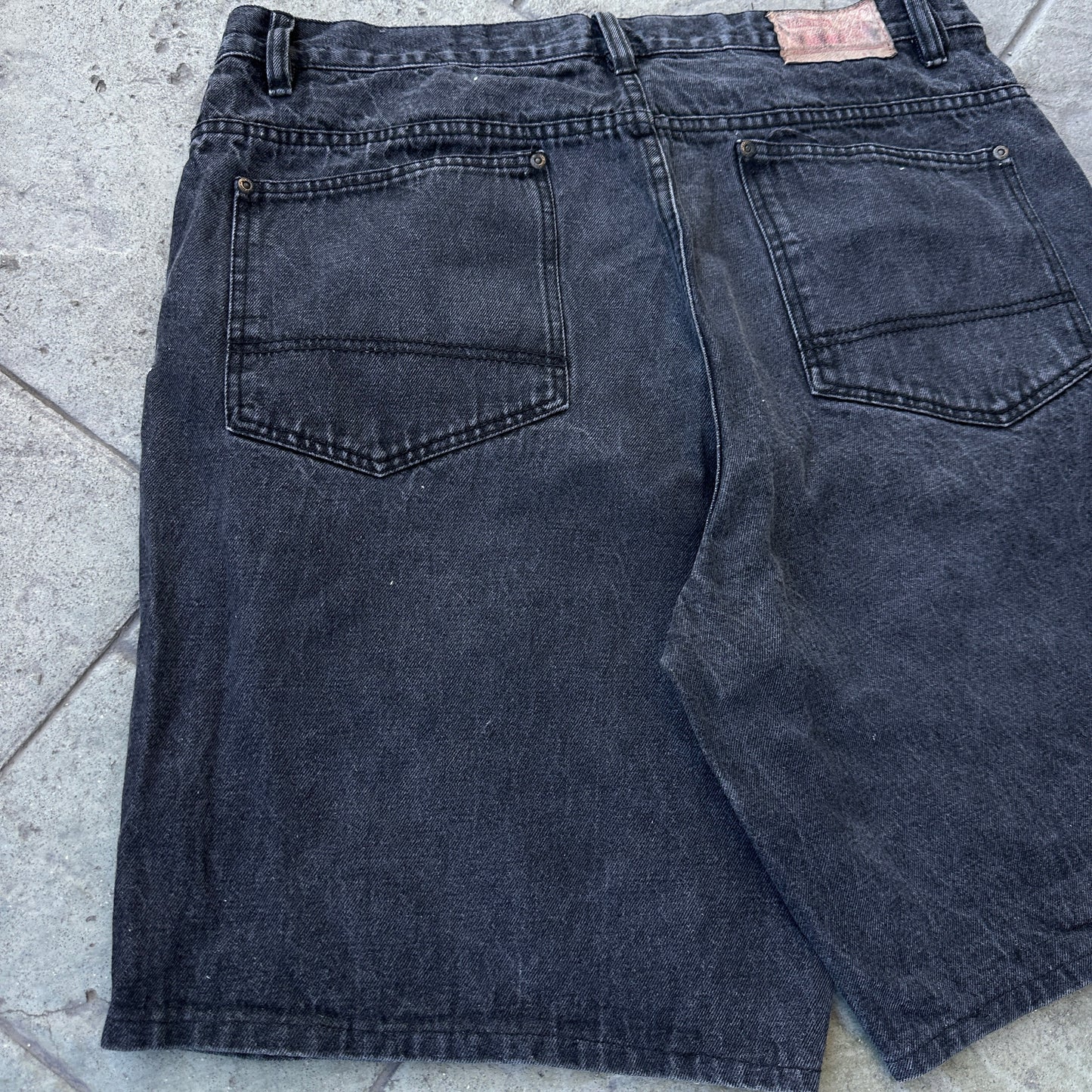 Short o Jort Vintage Ecko Unltd De Hombre Talla 38 Color Negro Desvanecido Estilo Baggy Y2K