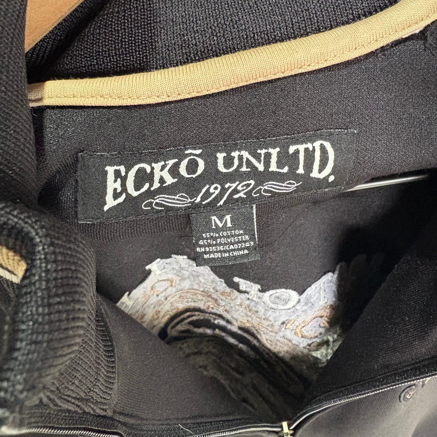 Suéter Vintage Ecko Untld Para Hombre Talla M Color Negro Dorado Root of All Devil