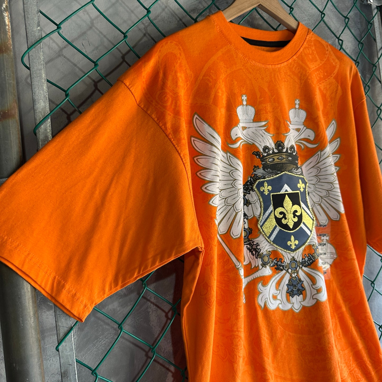 Camisa Y2K Avirex De hombre Talla L Color Naranja Con Bordados Logo de Escudo