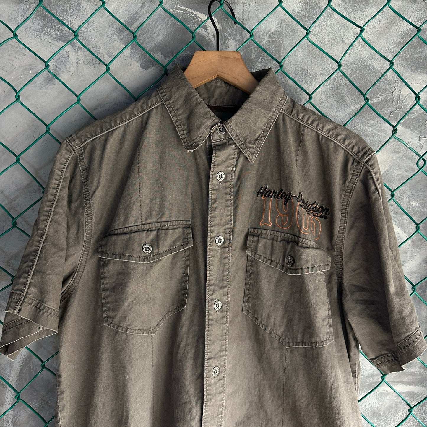 Camisa De Botones Vintage Harley Davidson De Hombre Talla M Color Gris Estilo Mecanico Bordado