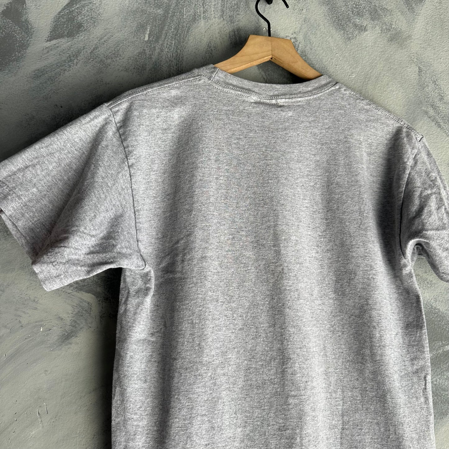 Playera de Hulk para hombre talla S color gris mercancíaoficial