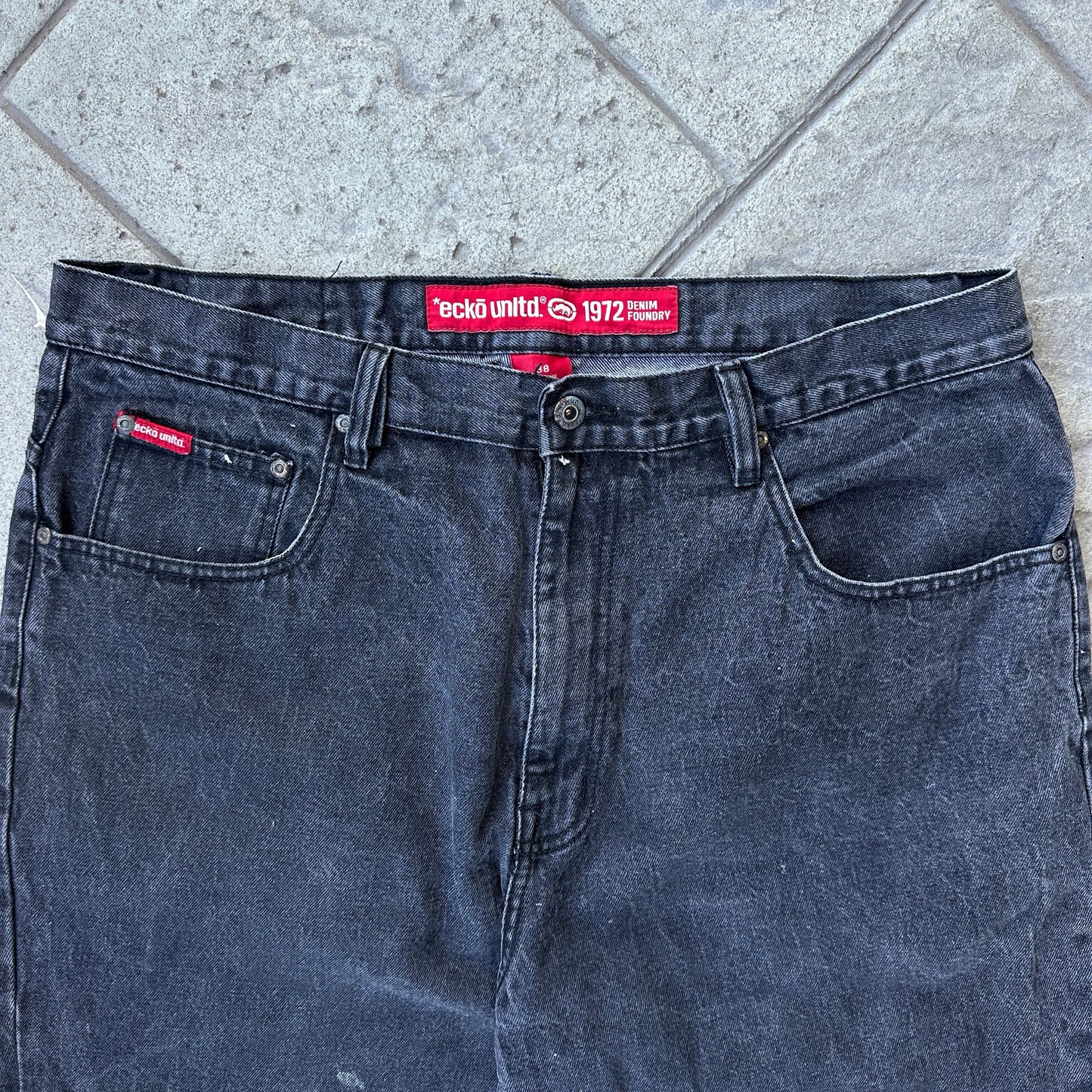 Short o Jort Vintage Ecko Unltd De Hombre Talla 38 Color Negro Desvanecido Estilo Baggy Y2K