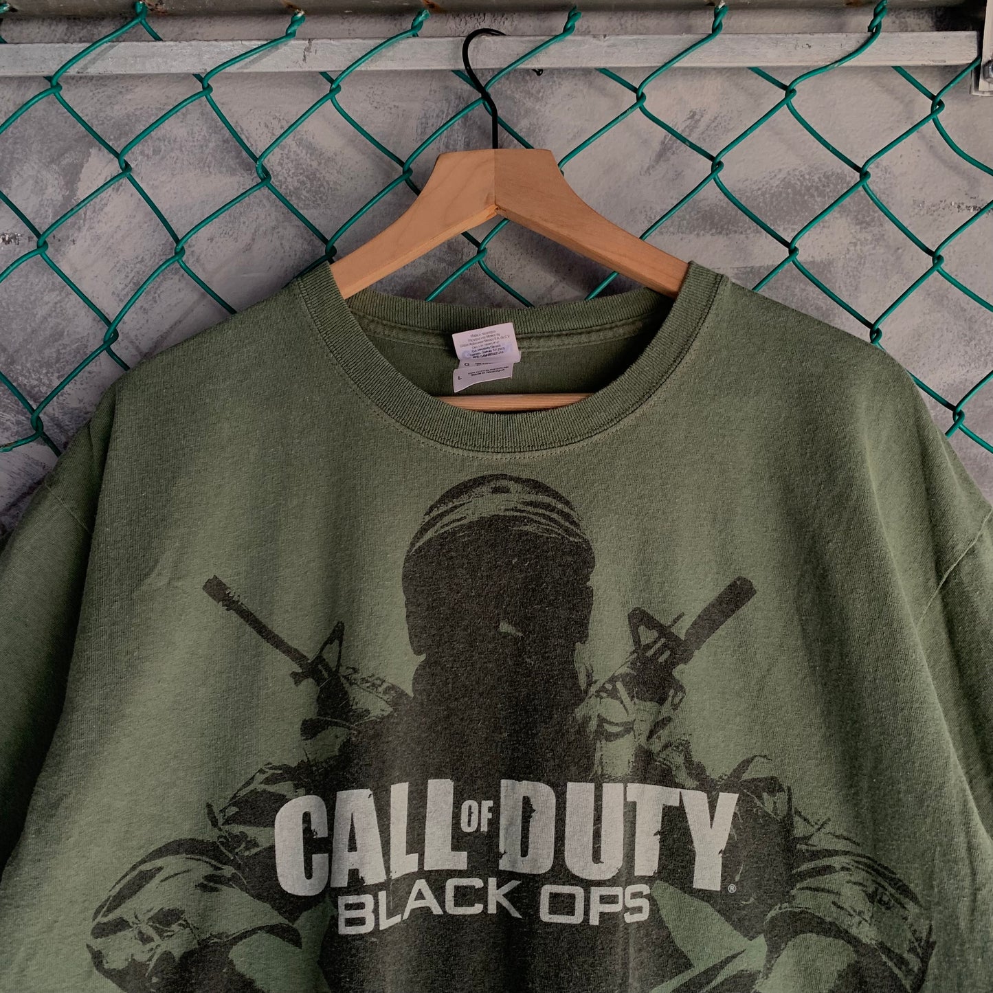 Playera Gildan Para Hombre Talla L Color Verde Call Of Duty Black Ops