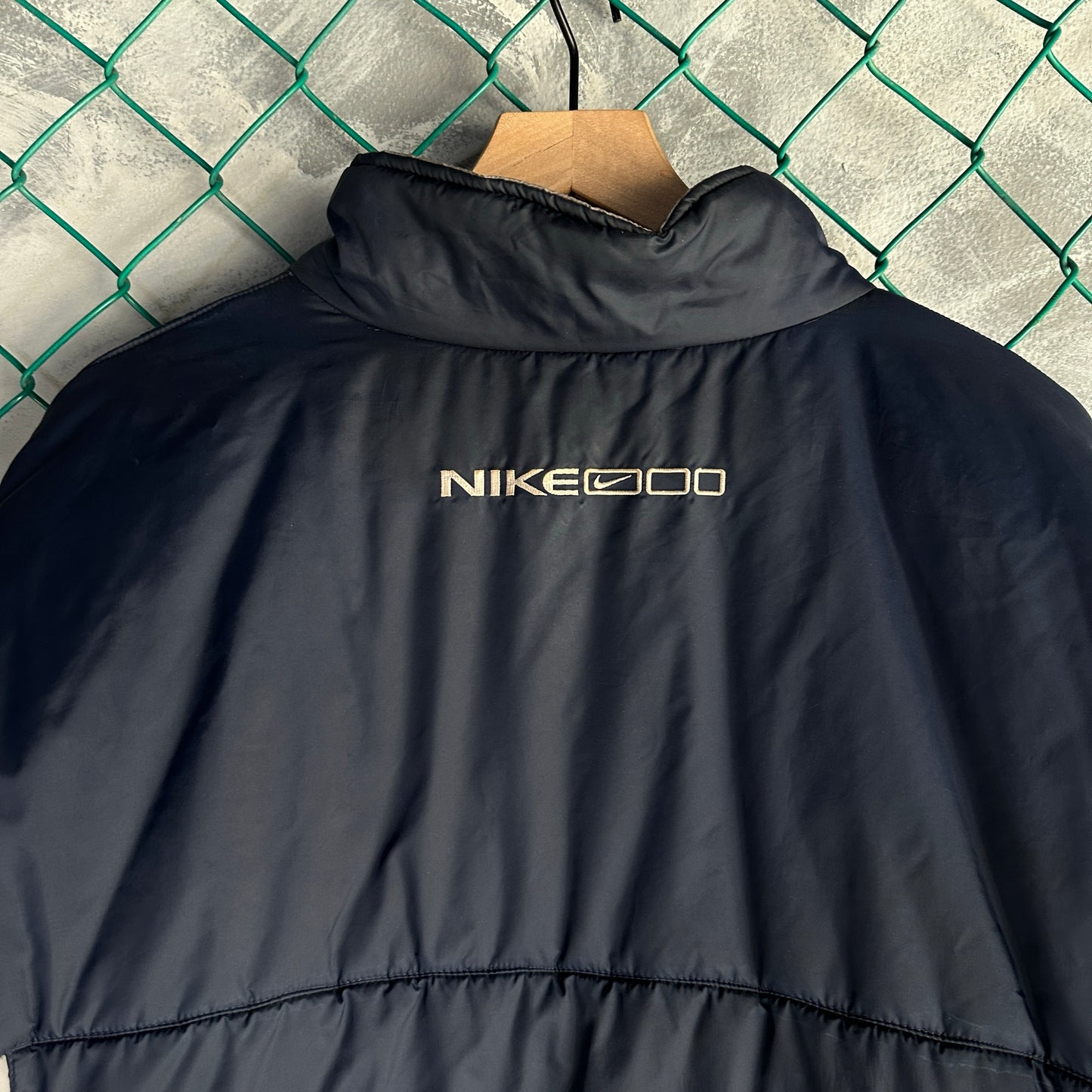 Chamarra Nike De Hombre Talla Xl Color Azul Y Gris Doble Vista Puffer Gruesa Minimalista