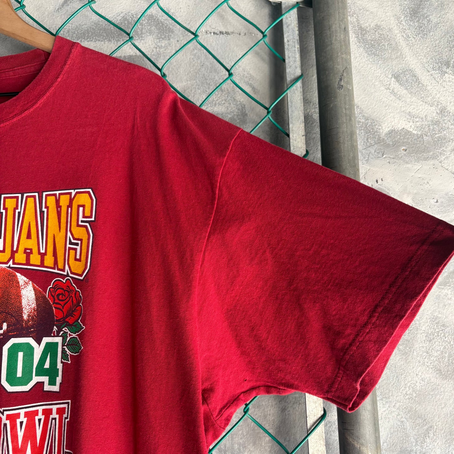 Playera Gear Para Hombre Talla 2XL Color Rojo USC Trojans Rose Bowl 2004