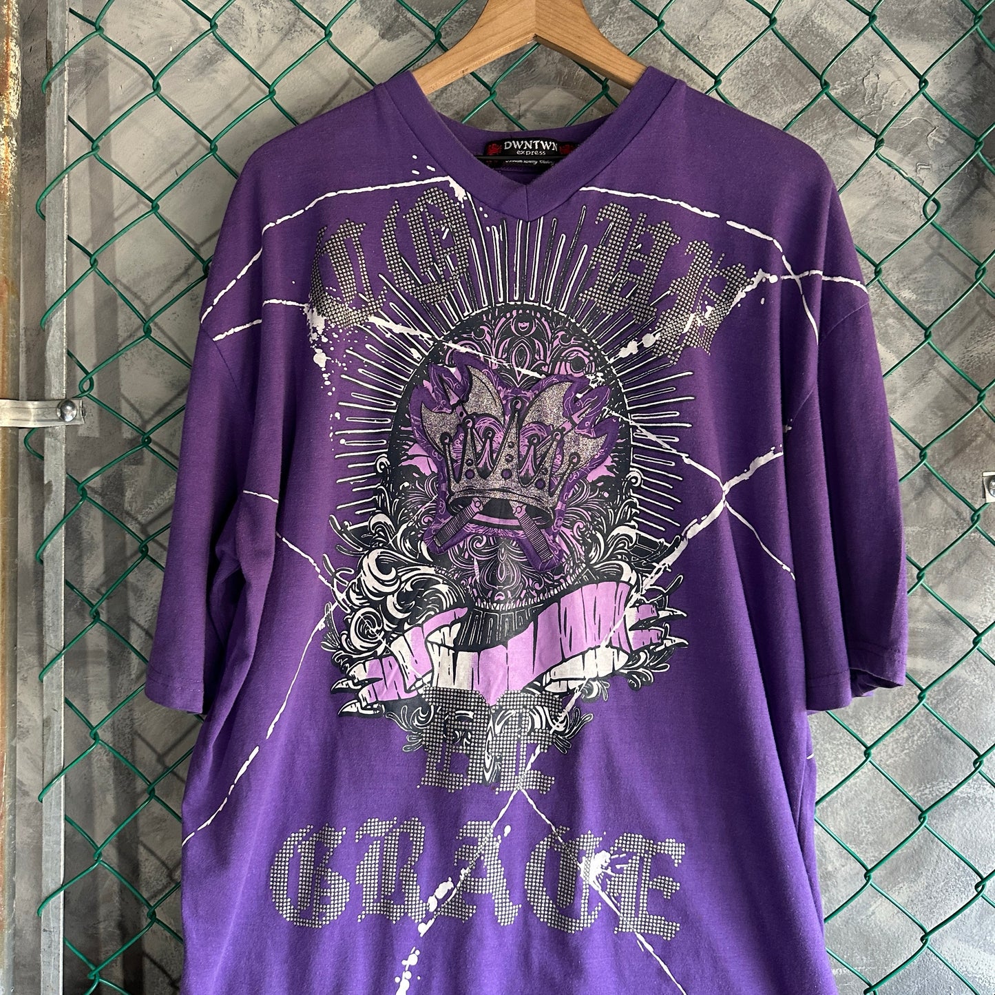 Camisa Y2K De hombre Talla 2XL Color Morado Big Print Brillos Y Pedreria