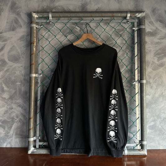 Camisa Vintage De Hombre Talla 2XL Color Negro Con Print En Las Mangas Con Calacas Y Craneos AAA