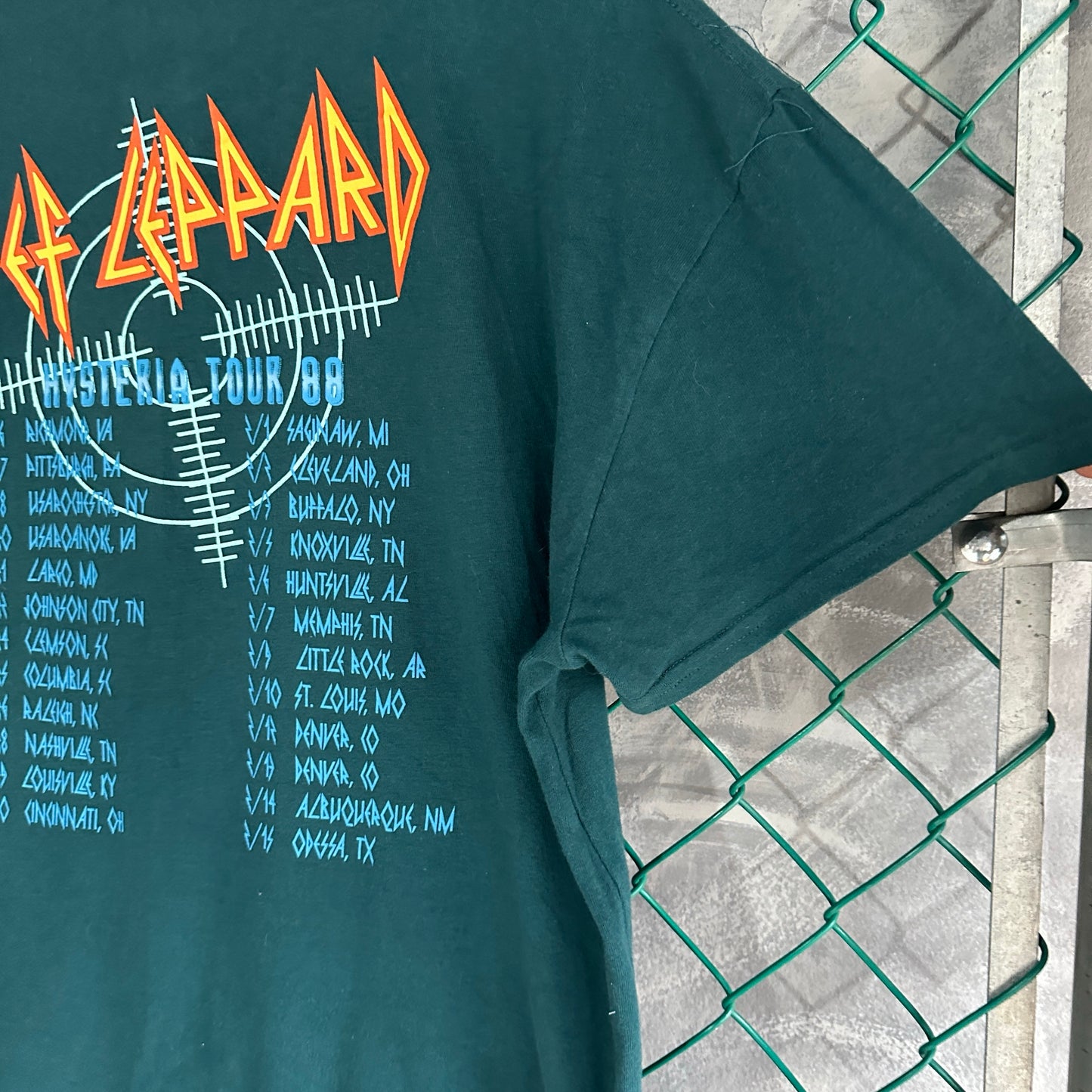 Camisa Def Leppard De Hombre Talla XL Color Verde Rock Britanico 80s