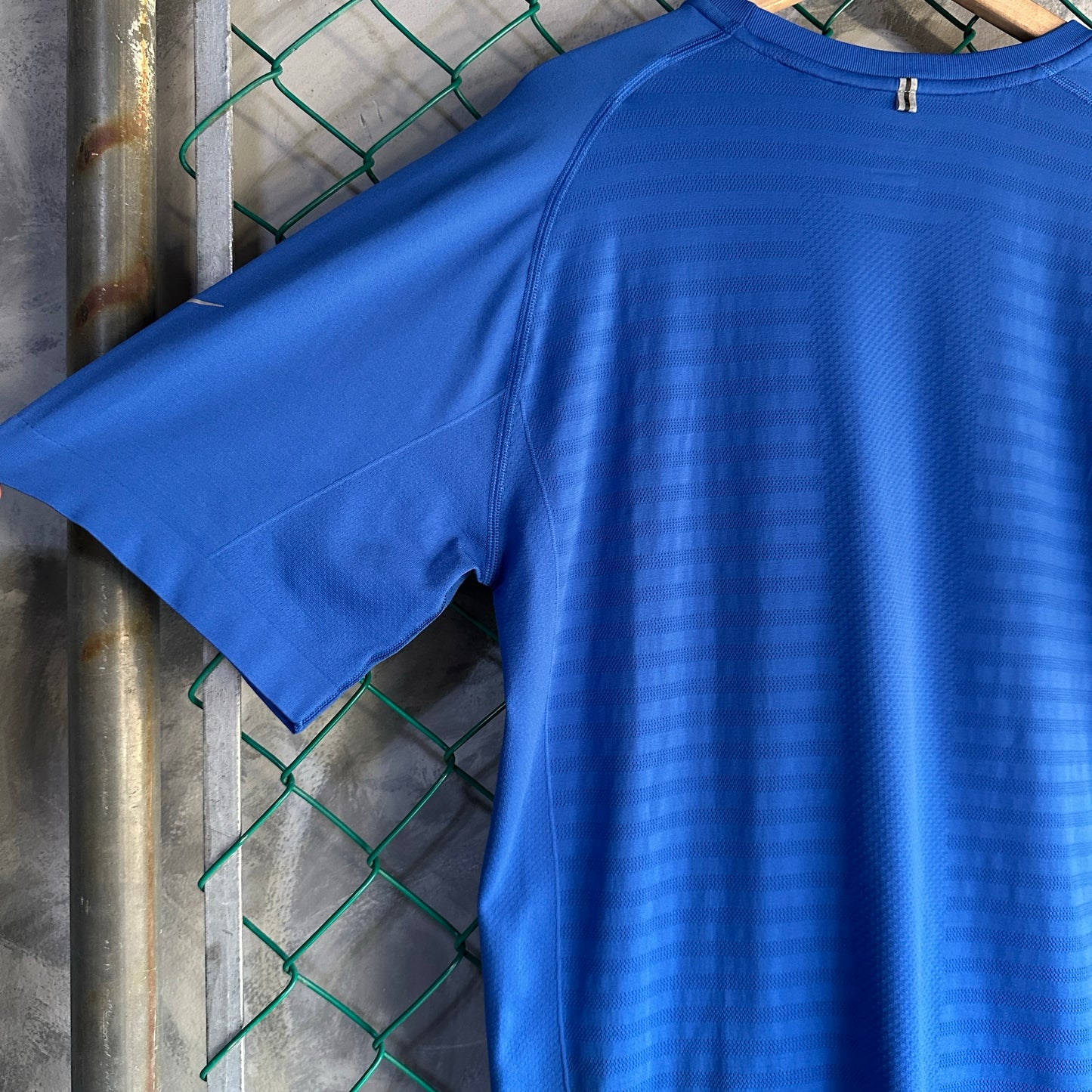 Camisa Nike De Hombre Talla 2XL Color Azul Deportiva De Gimnasio Dri Fit