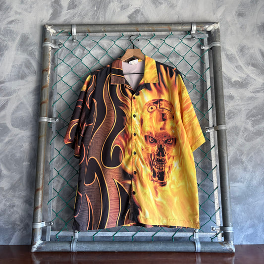 Camisa de botones vintage Universal Studios Hombre Talla L Negro Rojo Terminator Flamas Y2K