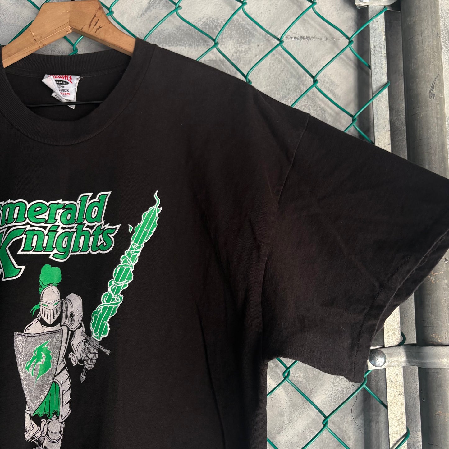 Playera Allance Para Hombre Talla XL Color Negro Emerald Knights Cómics Games