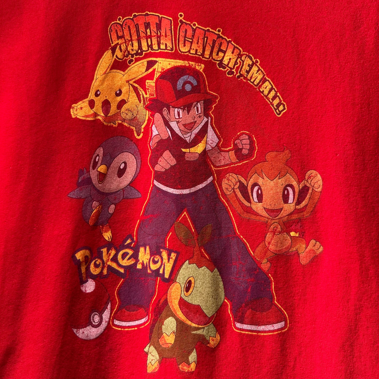 Playera Pokémon para hombre talla S color rojo con logo grande de Ash ￼