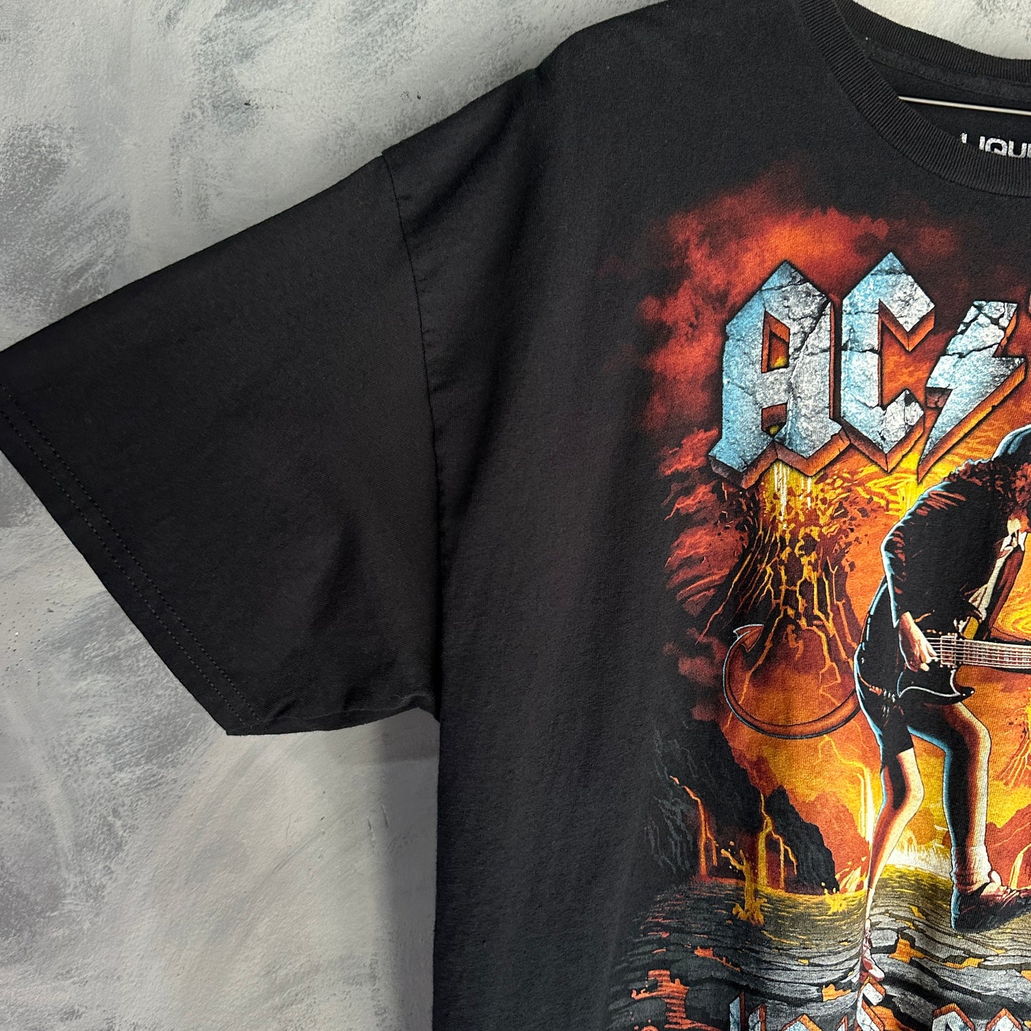 Playera Liquid Blue Para Hombre Talla 2XL Color Negro ACDC Hell Bells