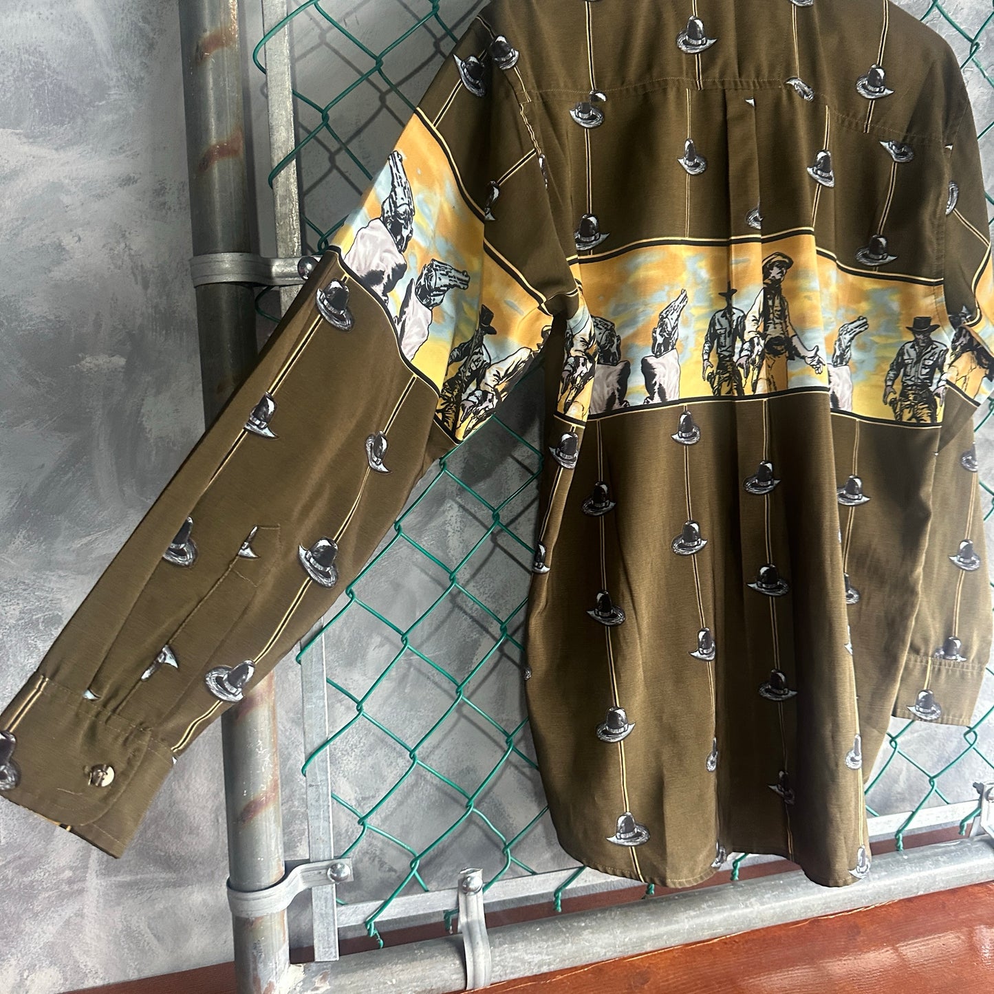 Camisa De Botones Vaquera De Hombre Talla L Color Cafe Sombrero Azteca