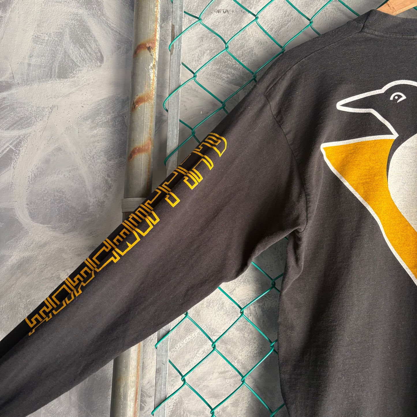 Playera Manga Larga Pro Player Para Hombre Talla L Color negro Penguins Pittsburgh