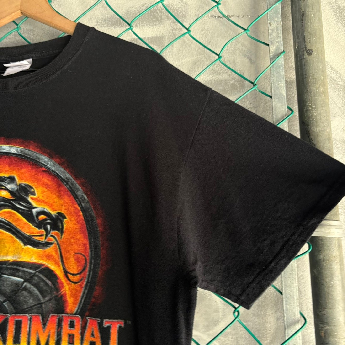 Camisa Vintage De Mortal Kombat De Hombre Talla XL Color Negro Promo De Video Juego