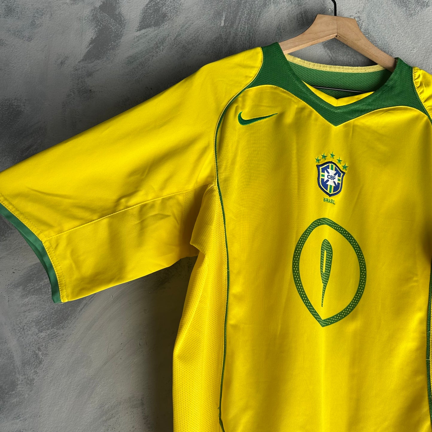 Jersey Vintage Nike para hombre, talla L color Amarillo Brasil 2006 Ronaldo Nazário
