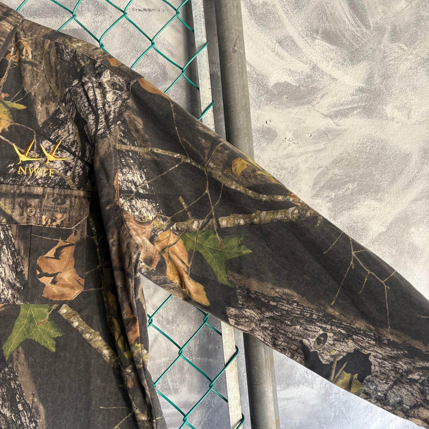 Camisa de Botones Field Staff Para Hombre Talla XL Color Camuflaje Mossy OAK