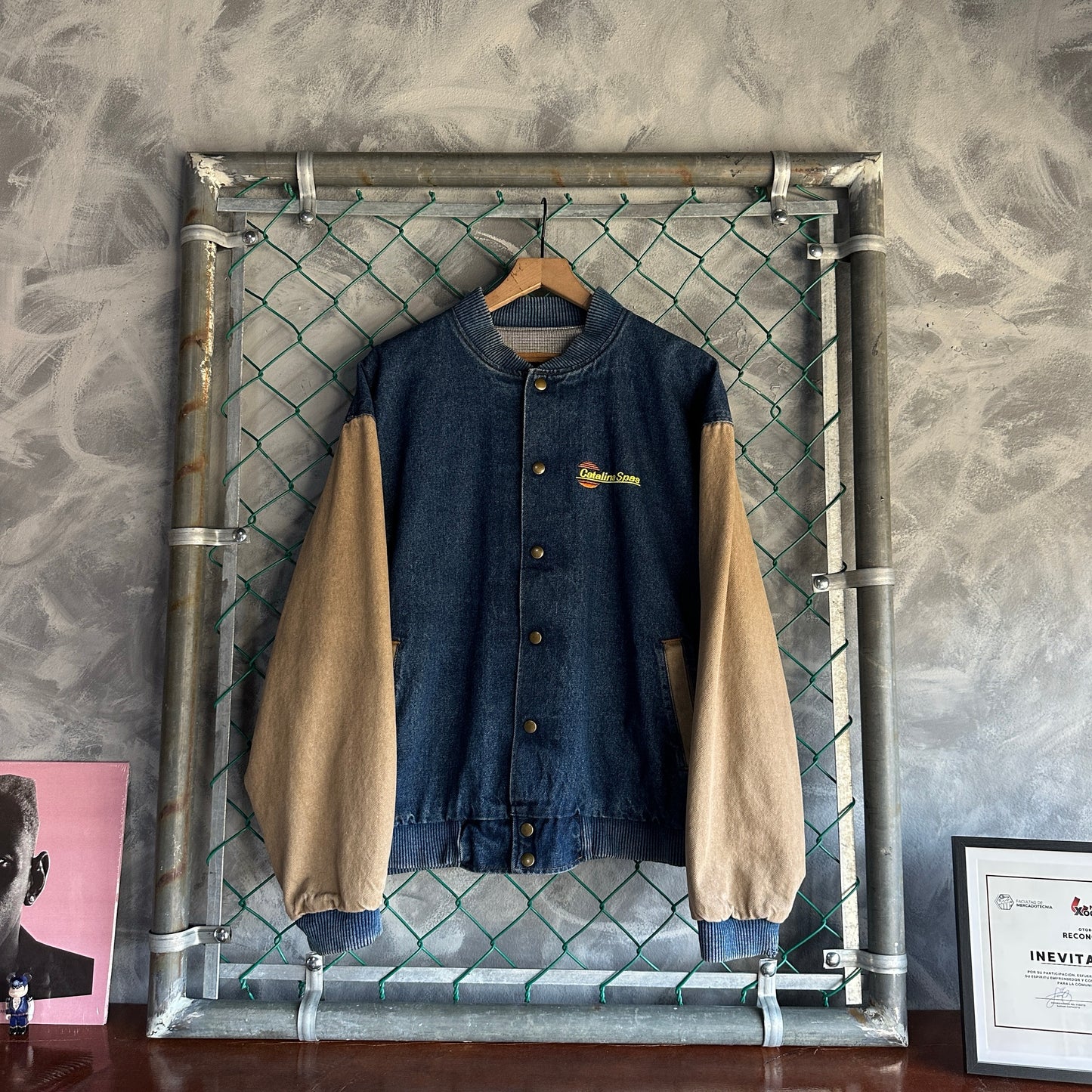 Chamarra Vintage Varsity De Hombre Talla M Color Azul Y Beige Mezclilla Workwear
