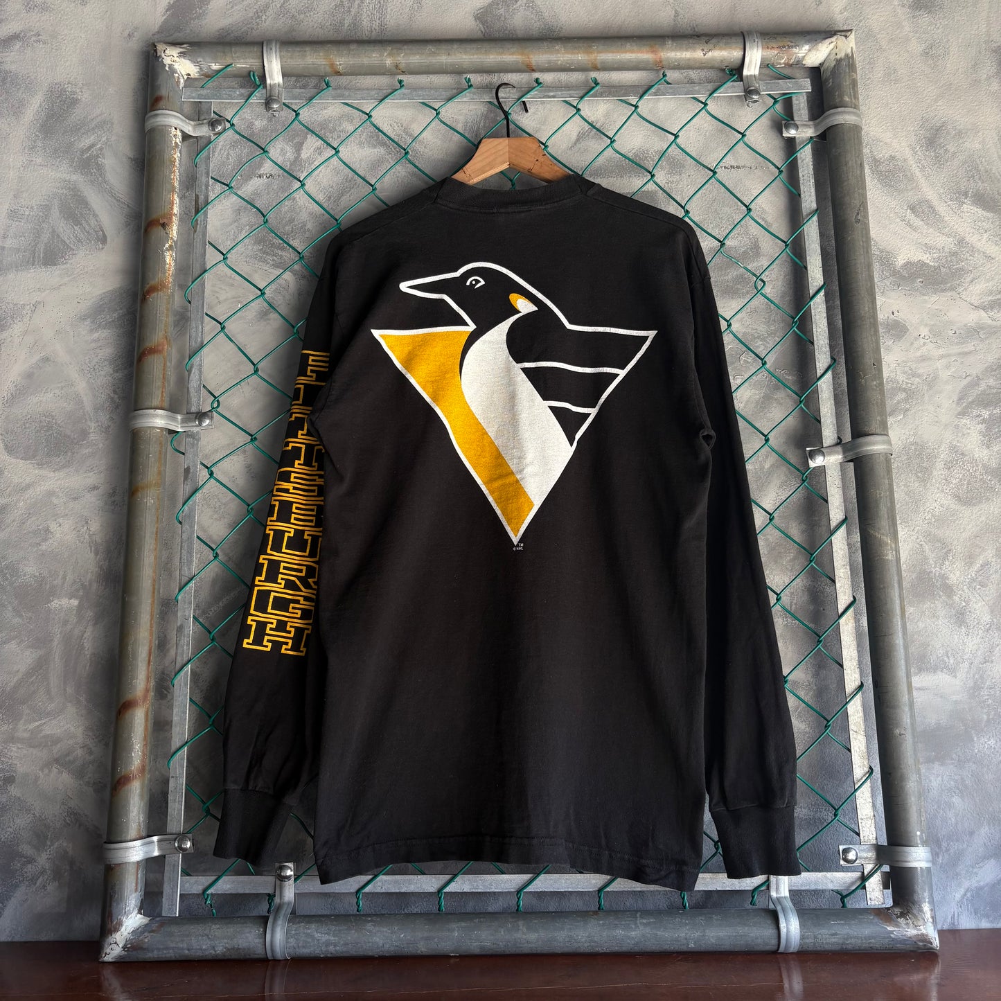 Playera Manga Larga Pro Player Para Hombre Talla L Color negro Penguins Pittsburgh