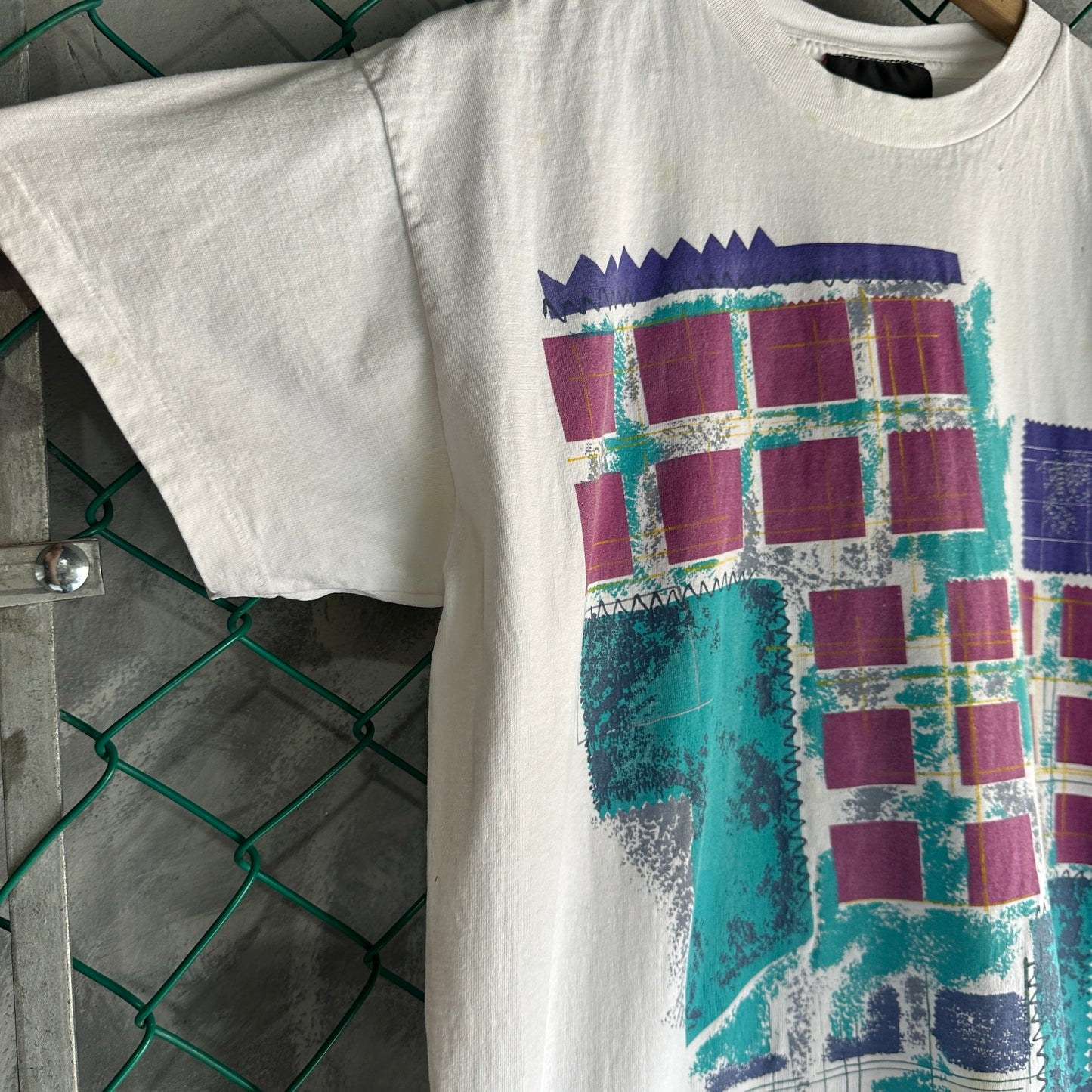Camisa Vintage De Arte Abstracto De Hombre Talla Xl Color Blanco Corte Oversize Cuello Grueso