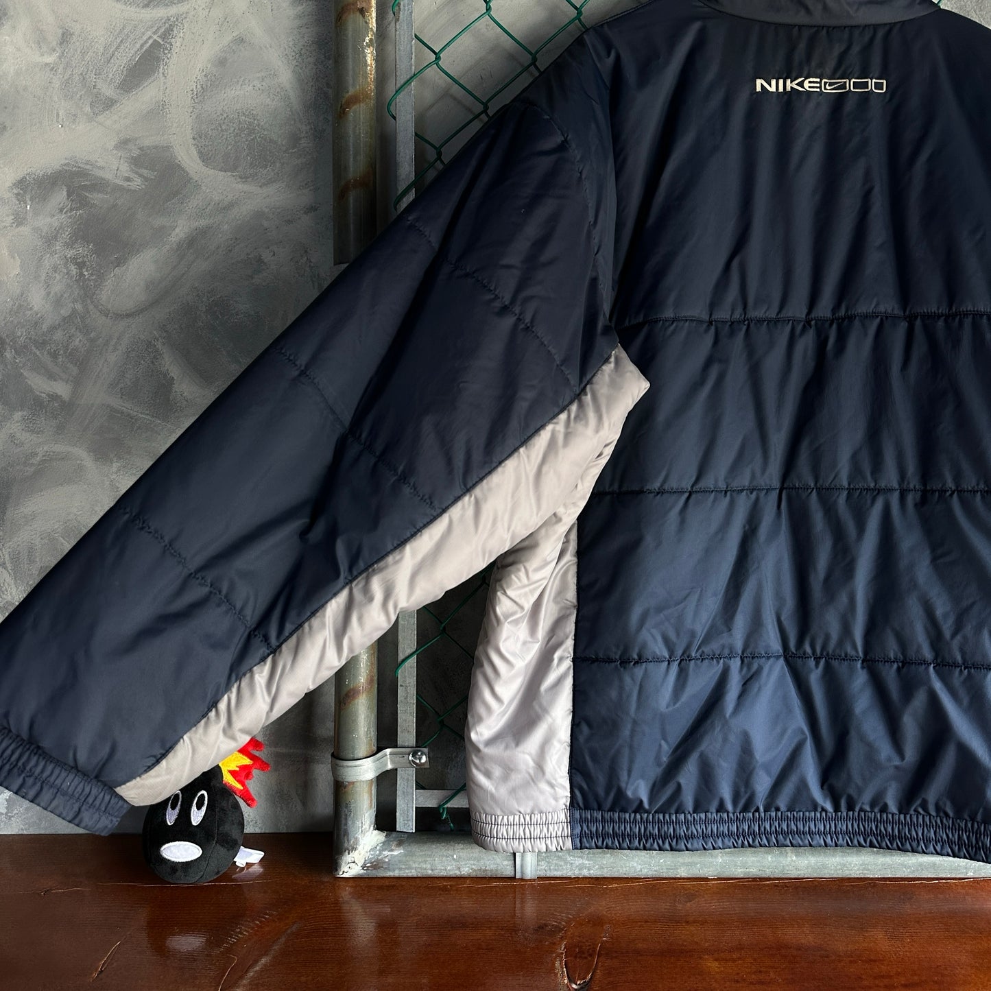 Chamarra Nike De Hombre Talla Xl Color Azul Y Gris Doble Vista Puffer Gruesa Minimalista